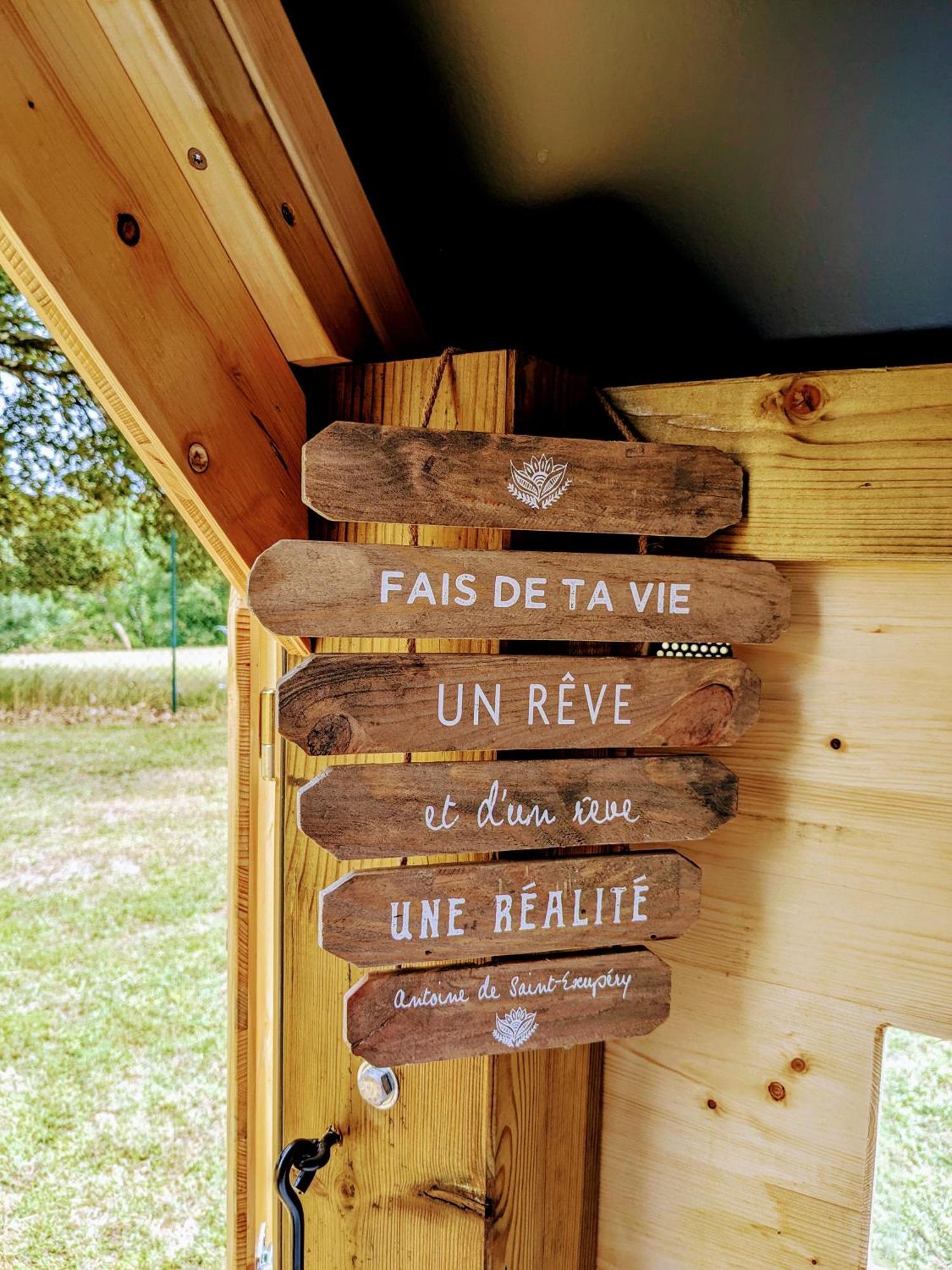 Hotel La Borie Du Chevrier Sainte-Croix-de-Beaumont Zewnętrze zdjęcie